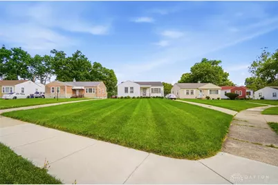 3601 Lancashire Drive, Dayton, OH 45417 - Photo 2