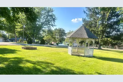 1040 Huron Trail, Jamestown Vlg, OH 45335 - Photo 24