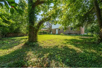 4889 Becker Drive, Dayton, OH 45417 - Photo 40