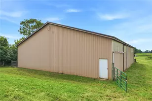 185 S Valley Rd, Xenia, OH 45385 - Photo 4