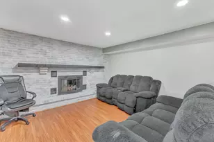 7221 Rustic Woods Dr, Dayton, OH 45424 - Photo 6