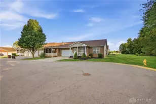 4004 Blue Spruce Ct, Jamestown Vlg, OH 45335 - Photo 2