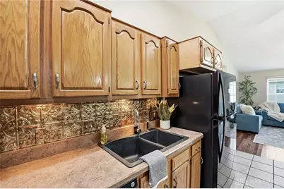 4004 Blue Spruce Court, Jamestown, OH 45335 - Photo 10