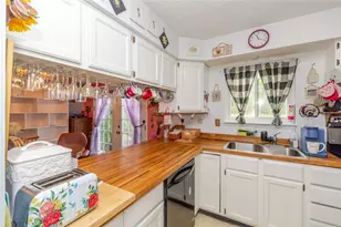 7663 Brams Hill Dr, Washington Twp, OH 45459 - Photo 8