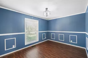 6604 Rolling Glen Dr, Huber Heights, OH 45424 - Photo 4