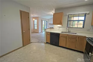 2587 Allister Cir, Miamisburg, OH 45342 - Photo 12