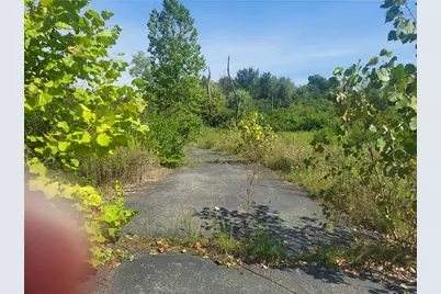 8148 Westbrook Road, Brookville, OH 45309 - Photo 2