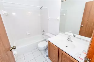 696 Hidden Valley Ct, Fairborn, OH 45324 - Photo 36
