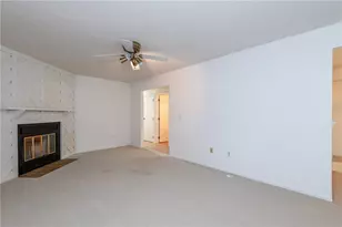 696 Hidden Valley Ct, Fairborn, OH 45324 - Photo 10