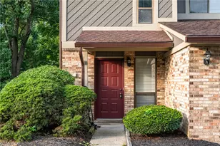 696 Hidden Valley Ct, Fairborn, OH 45324 - Photo 4