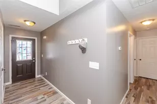 826 Lakengren Dr, Eaton, OH 45320 - Photo 10