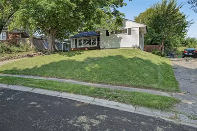132 Circle Drive, Fairborn, OH 45324 - Photo 4