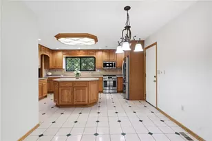 1593 Woodland Trail, Beavercreek Twp, OH 45385 - Photo 18