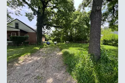 752 Whitmore Avenue, Dayton, OH 45417 - Photo 2