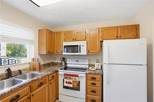 9442 Captiva Bay Dr, Miamisburg, OH 45342 - Photo 10