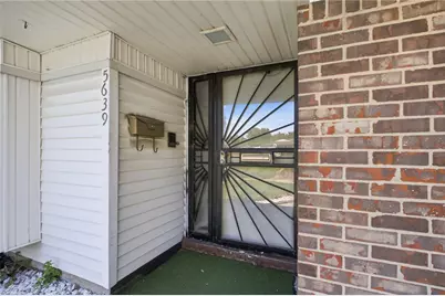 5639 Troy Villa Boulevard, Huber Heights, OH 45424 - Photo 2