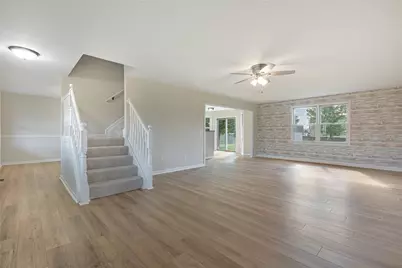 203 Quail Run Court, Carlisle, OH 45005 - Photo 2