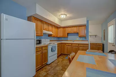 400 Willow Drive, Eaton, OH 45320 - Photo 2
