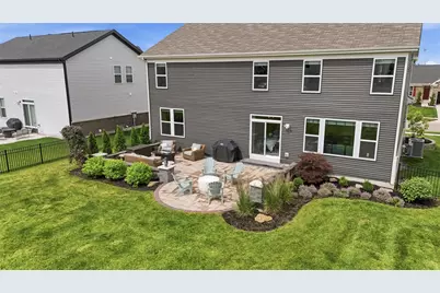 1986 Cleopatra Drive, Franklin, OH 45005 - Photo 2