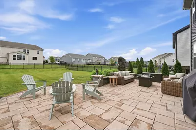 1986 Cleopatra Drive, Franklin, OH 45005 - Photo 4