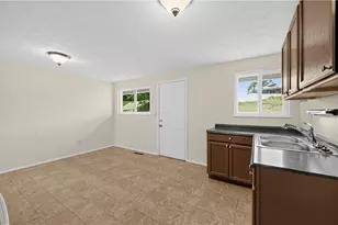 6826 Hubbard Dr, Dayton, OH 45424 - Photo 8