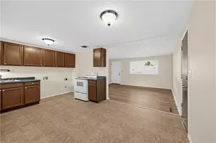 6826 Hubbard Dr, Dayton, OH 45424 - Photo 10