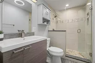 2933 Greenbrook Ln, Cincinnati, OH 45251 - Photo 20