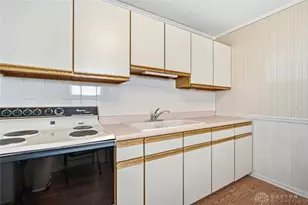 4033 Fulton Ave, Moraine, OH 45439 - Photo 8