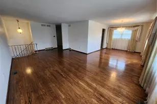 5512 Olive Tree Dr, Trotwood, OH 45426 - Photo 6