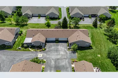 1922 Falling Leaf Lane, Miamisburg, OH 45342 - Photo 2