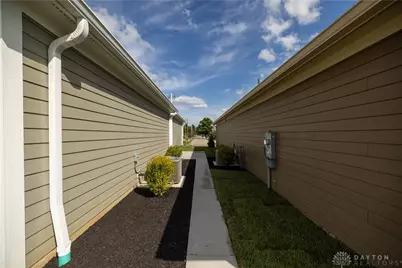 1401 N Fountain Boulevard, Springfield, OH 45504 - Photo 6