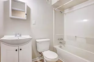 555 East Dr, Dayton, OH 45419 - Photo 18