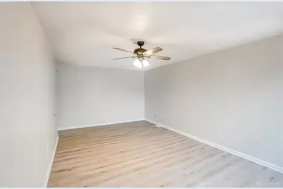 555 East Drive, Dayton, OH 45419 - Photo 4