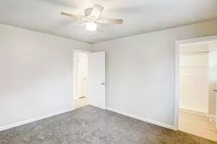 555 East Dr, Dayton, OH 45419 - Photo 14