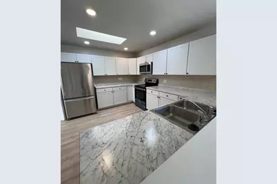 555 East Drive, Dayton, OH 45419 - Photo 8