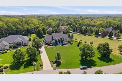 7562 Country Brook Court, Clear Creek Township, OH 45066 - Photo 4