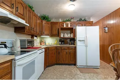 837 Colorado Drive, Xenia, OH 45385 - Photo 6