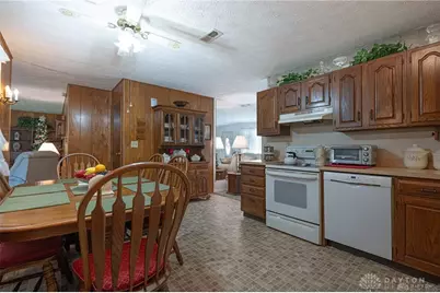 837 Colorado Drive, Xenia, OH 45385 - Photo 8
