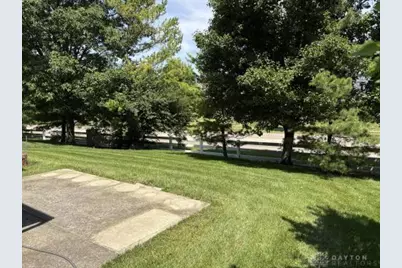 2562 King Arthur Way, Beavercreek, OH 45431 - Photo 32