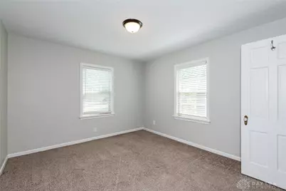 1014 Gainsborough Road, Dayton, OH 45419 - Photo 6