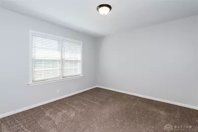 1014 Gainsborough Road, Dayton, OH 45419 - Photo 4