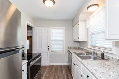 1014 Gainsborough Road, Dayton, OH 45419 - Photo 14