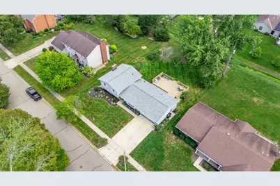 1131 Cloverdale Drive, Troy, OH 45373 - Photo 6