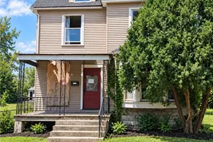 31 Pioneer St, Dayton, OH 45405 - Photo 1