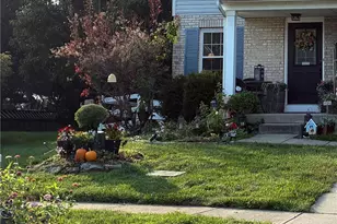 5829 Cedarwood Ct, Maineville, OH 45039 - Photo 2