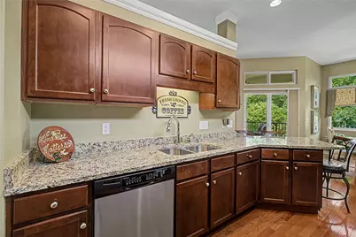 3638 Highland Green, Cincinnati, OH 45245 - Photo 18