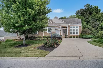 3638 Highland Green, Cincinnati, OH 45245 - Photo 2