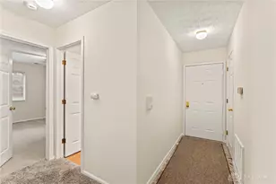 6611 Brigham Sq, Dayton, OH 45459 - Photo 4