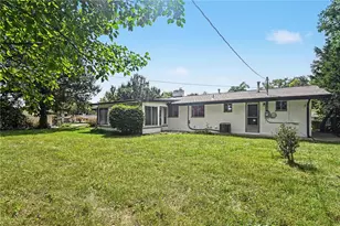 350 Blairwood Dr, Dayton, OH 45426 - Photo 24