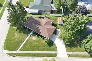 2630 Hazelbrook Dr, Butler Twp, OH 45414 - Photo 38